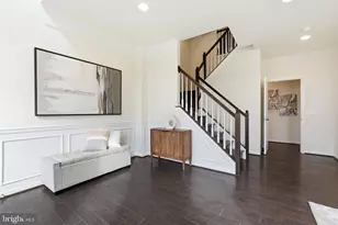 9193 Central Green St, Lorton, VA 22079 - Photo 7