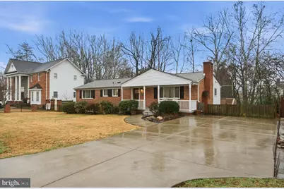 5955 Edgewood Lane, Alexandria, VA 22310 - Photo 3