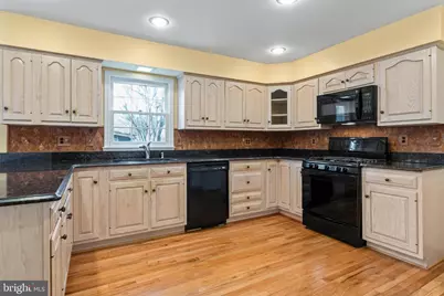 3216 Nestlewood Drive, Oak Hill, VA 20171 - Photo 9