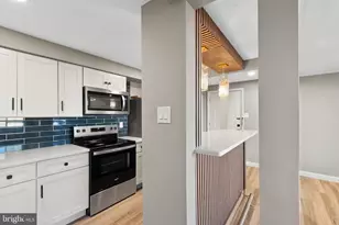 8385 Brockham Dr, Alexandria, VA 22309 - Photo 11