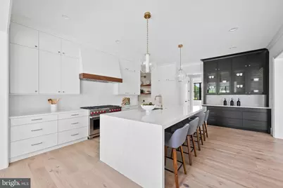 6126 Stoneham Lane, McLean, VA 22101 - Photo 13