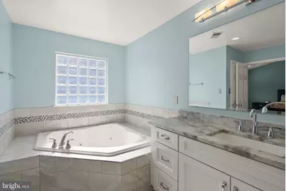 11477 Waterhaven Court, Reston, VA 20190 - Photo 37