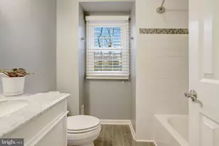 8705 Side Saddle Rd, Springfield, VA 22152 - Photo 47