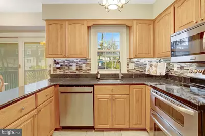 8705 Side Saddle Road, Springfield, VA 22152 - Photo 19