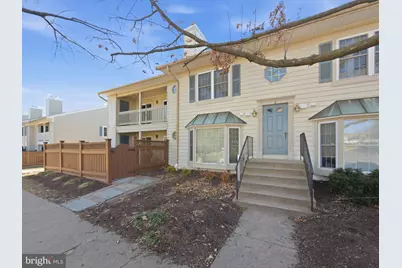 6086 Essex House Square, Alexandria, VA 22310 - Photo 3