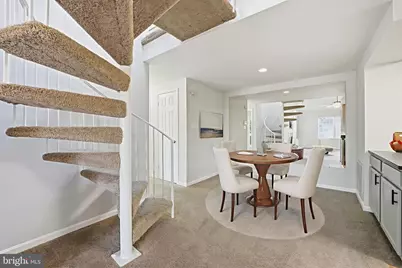 6086 Essex House Square, Alexandria, VA 22310 - Photo 5