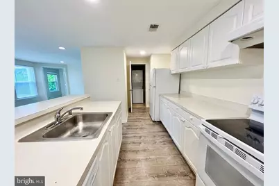 4342 Pembrook Village Drive #54, Alexandria, VA 22309 - Photo 7