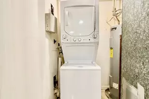 4342 Pembrook Village Dr, Alexandria, VA 22309 - Photo 13