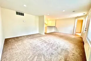 4342 Pembrook Village Dr, Alexandria, VA 22309 - Photo 3