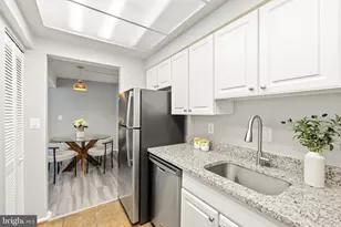 7640 Provincial Dr, McLean, VA 22102 - Photo 13