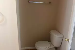 5936 Spruce Run Ct, Centreville, VA 20121 - Photo 11