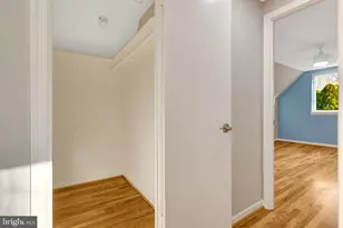 5122 Pommeroy Dr, Fairfax, VA 22032 - Photo 23