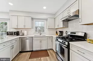 4026 Nicholas Ct, Fairfax, VA 22033 - Photo 13