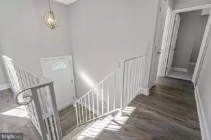 12016 Trossack Rd, Herndon, VA 20170 - Photo 15