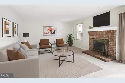 10155 Oakwood Chase Court, Oakton, VA 22124 - Photo 3