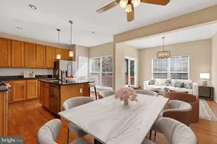 6635 Creek Point Way, Alexandria, VA 22315 - Photo 5