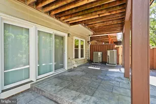 1800 Brentridge St, Vienna, VA 22182 - Photo 11