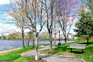 7748 New Providence Dr, Falls Church, VA 22042 - Photo 33