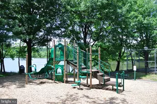 7748 New Providence Dr, Falls Church, VA 22042 - Photo 35