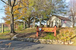 7748 New Providence Dr, Falls Church, VA 22042 - Photo 55