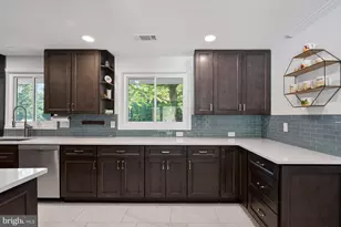 4401 Roundhill Rd, Alexandria, VA 22310 - Photo 5