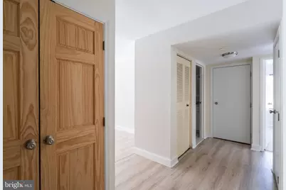 9713 Kings Crown Court #102, Fairfax, VA 22031 - Photo 3