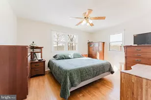 5937 Atteentee Rd, Springfield, VA 22150 - Photo 17