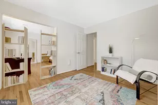 12111 Holly Knoll Cir, Great Falls, VA 22066 - Photo 29