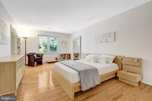 12111 Holly Knoll Cir, Great Falls, VA 22066 - Photo 23