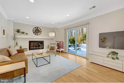 12111 Holly Knoll Circle, Great Falls, VA 22066 - Photo 19