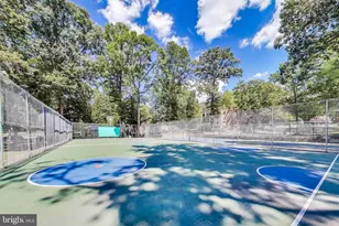 3328 Woodburn Village Dr, Annandale, VA 22003 - Photo 25