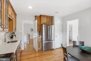 3519 Woodburn Rd, Annandale, VA 22003 - Photo 17