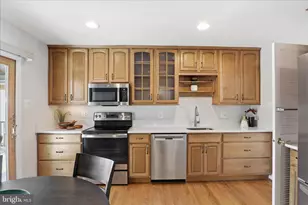 3519 Woodburn Rd, Annandale, VA 22003 - Photo 15