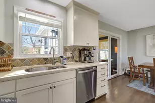 5911 Bond Ct, Alexandria, VA 22315 - Photo 7