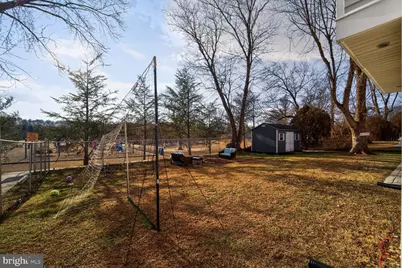 5911 Bond Court, Alexandria, VA 22315 - Photo 21