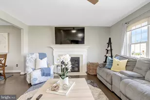 5911 Bond Ct, Alexandria, VA 22315 - Photo 11