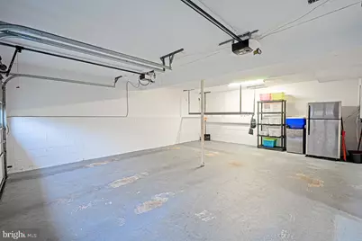 9705 Locust Hill Drive, Great Falls, VA 22066 - Photo 35