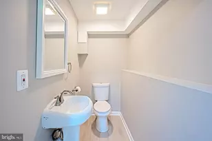 9705 Locust Hill Dr, Great Falls, VA 22066 - Photo 33