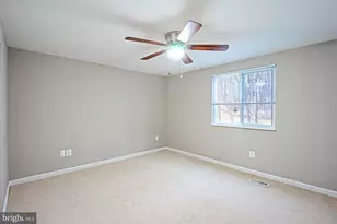 9705 Locust Hill Dr, Great Falls, VA 22066 - Photo 21