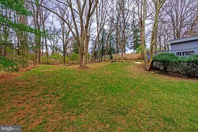 9705 Locust Hill Drive, Great Falls, VA 22066 - Photo 37