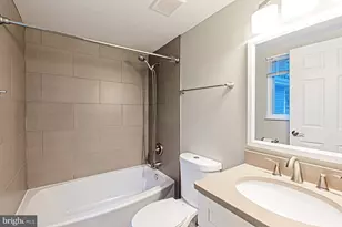 9705 Locust Hill Dr, Great Falls, VA 22066 - Photo 23