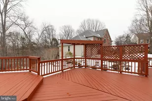 6185 Snowhill Ct, Centreville, VA 20120 - Photo 29