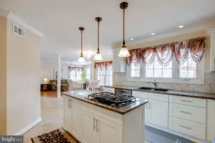 6185 Snowhill Ct, Centreville, VA 20120 - Photo 17