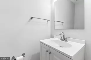 7233 Evanston Rd, Springfield, VA 22150 - Photo 13