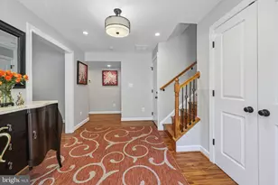 9322 Glenbrook Rd, Fairfax, VA 22031 - Photo 3