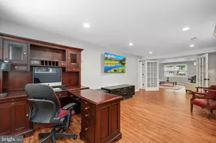 9322 Glenbrook Rd, Fairfax, VA 22031 - Photo 9