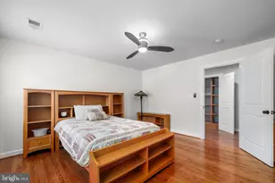 9322 Glenbrook Rd, Fairfax, VA 22031 - Photo 31