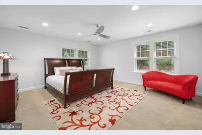 9322 Glenbrook Road, Fairfax, VA 22031 - Photo 23