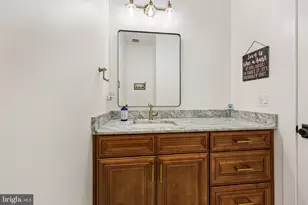 4702 Leighfield Valley Dr, Chantilly, VA 20151 - Photo 57