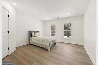 4702 Leighfield Valley Drive, Chantilly, VA 20151 - Photo 49